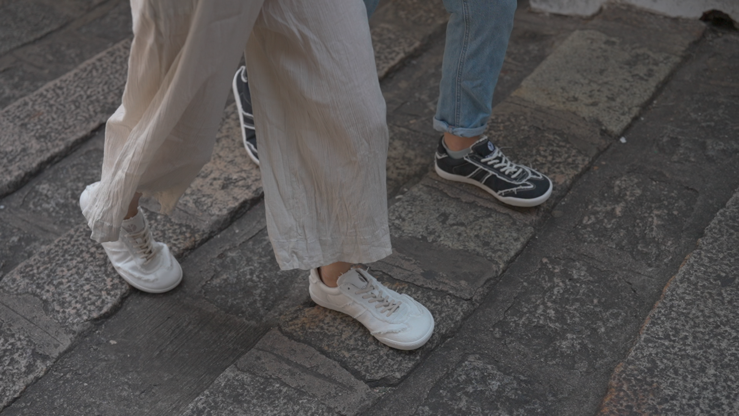 KUSA Hemp Barefoot Trainers